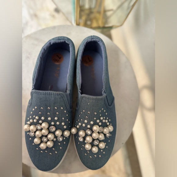 Semi-used denim shoes with pearls - Picture 5 of 5